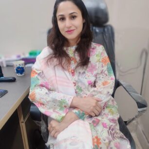 Dr Iram Zafar-derma-folder