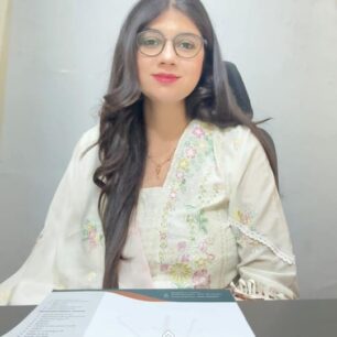 Dr Saba Nasir-derma-folder