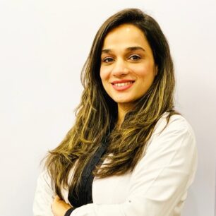 Dr Hina Farooq Qureshi-derma-folder