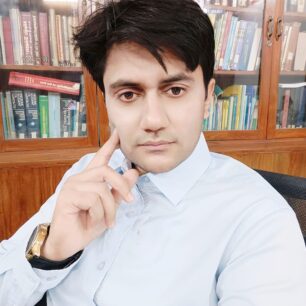 Dr Sahil Abdul Latif-derma-folder