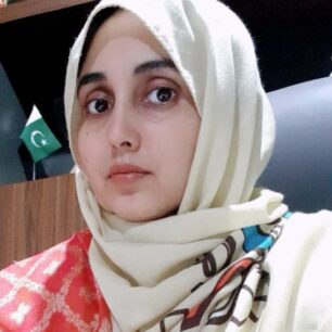 Dr Nadia Ghazanfar-derma-folder