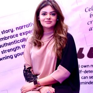 Dr Falak Waqas-derma-folder