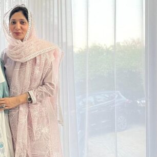 Dr Rabia Naveed-derma-folder