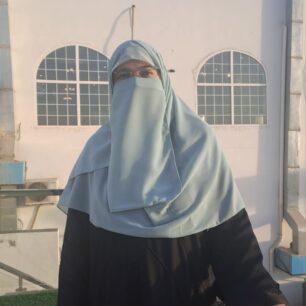 Dr Sadia Nadeem-derma-folder
