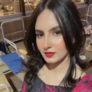 Dr Syeda Mahanum Ali-derma-folder