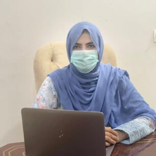 Dr Sadaf Mushtaq-derma-folder
