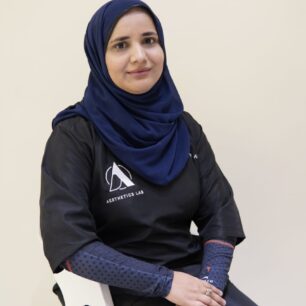 Dr Quratulain Khalid-derma-folder