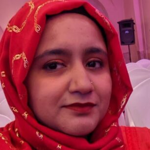 Dr Farina Zameer-derma-folder