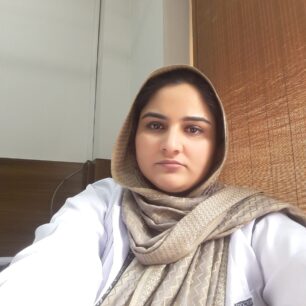 Dr Samina Arshad-derma-folder