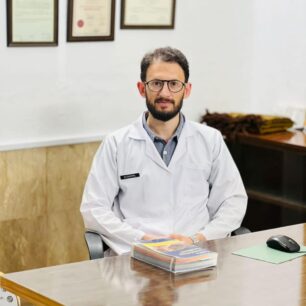 Dr Danyal Sajjad-derma-folder