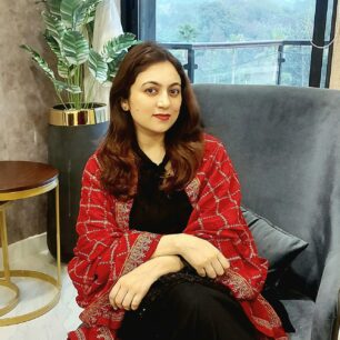 Dr Miada Ulfat-derma-folder