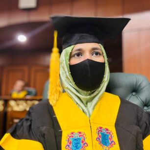 Dr Hira Mubashar-derma-folder