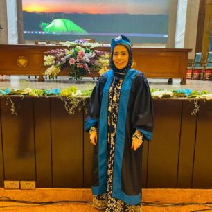 Dr Mariam Aqeel-derma-folder